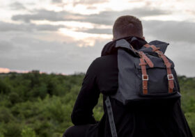 Które plecaki na jedno ramię Białystok cieszą się zainteresowaniem